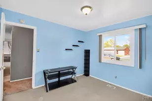 1825 Seminole Ln, Pueblo, CO 81001 - Photo 13