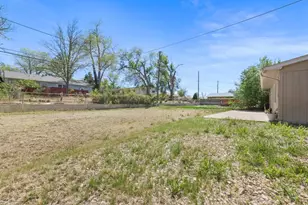 1618 Alexander Cir, Pueblo, CO 81001 - Photo 27