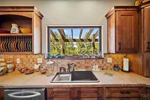 8200 Abbey Rd, Pueblo, CO 81004 - Photo 15