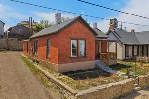 303 Convent St, Trinidad, CO 81082 - Photo 3