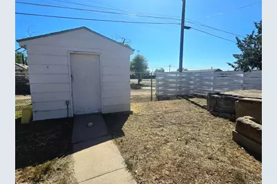 658 St. Vrain Ave, Las Animas, CO 81054 - Photo 23