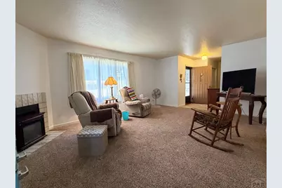 142 Douglas Lane, Pueblo, CO 81001 - Photo 5