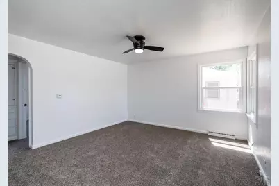 422 S Prairie Ave, Pueblo, CO 81005 - Photo 9