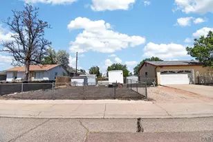 4327 Sage St, Pueblo, CO 81005 - Photo 3