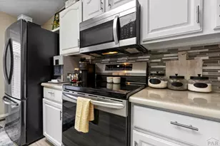 2102 Chatalet Ln, Pueblo, CO 81005 - Photo 9