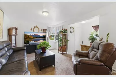 1932 Claremont Ave, Pueblo, CO 81004 - Photo 5