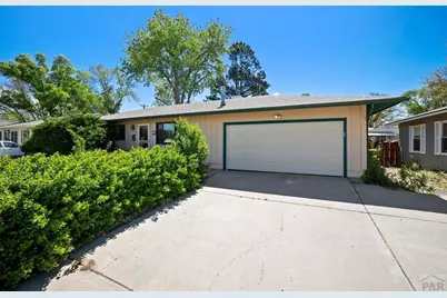 70 Caledonia Rd, Pueblo, CO 81001 - Photo 1