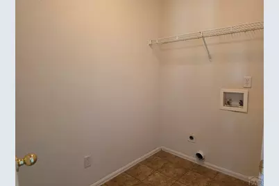 5083 Buchanan Dr, Pueblo, CO 81008 - Photo 9