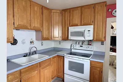 214 E Routt Ave, Pueblo, CO 81004 - Photo 5
