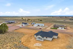 1218 N Challenger Pl, Pueblo West, CO 81007 - Photo 31