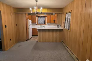 824 W 7th St, Walsenburg, CO 81089 - Photo 11