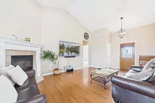 553 S Saunders Dr W, Pueblo West, CO 81007 - Photo 9