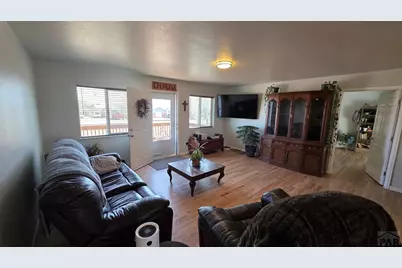 215 Sherrill Dr, Penrose, CO 81240 - Photo 13