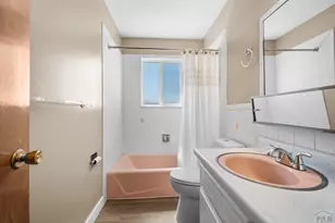 24 Radcliff Ln, Pueblo, CO 81005 - Photo 17