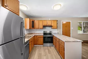 24 Radcliff Ln, Pueblo, CO 81005 - Photo 11