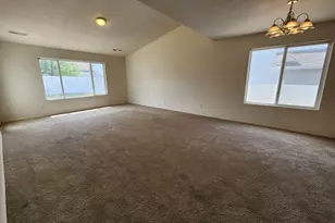 2220 Meadowlark Ln, Pueblo, CO 81008 - Photo 3