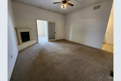 6055 Pine Bluff Dr, Pueblo, CO 81004 - Photo 9