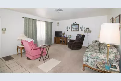327 W Circle Dr, Canon City, CO 81212 - Photo 5