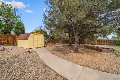 8 Courtney Place, Pueblo, CO 81001 - Photo 33