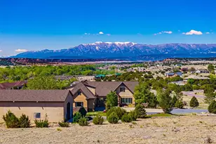 5672 St Charles River Dr, Pueblo, CO 81004 - Photo 9