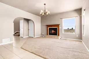 43948 Hunsaker Rd, Avondale, CO 81022 - Photo 9