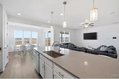2213 Sunrise Ln, Pueblo, CO 81008 - Photo 11