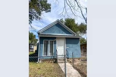 401 E 2nd St, La Junta, CO 81050 - Photo 1