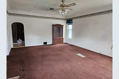 2105 Pine St, Pueblo, CO 81004 - Photo 9