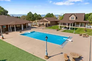 1180 S Oak Leaf Dr, Pueblo West, CO 81007 - Photo 17
