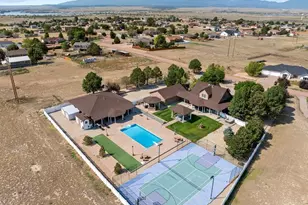 1180 S Oak Leaf Dr, Pueblo West, CO 81007 - Photo 15