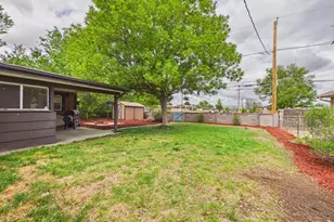 1615 Englewood Dr, Pueblo, CO 81005 - Photo 33