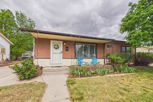 1615 Englewood Dr, Pueblo, CO 81005 - Photo 5