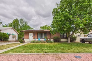 1615 Englewood Dr, Pueblo, CO 81005 - Photo 1
