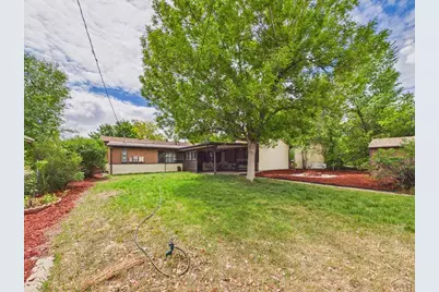 1615 Englewood Dr, Pueblo, CO 81005 - Photo 29