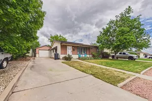 1615 Englewood Dr, Pueblo, CO 81005 - Photo 3
