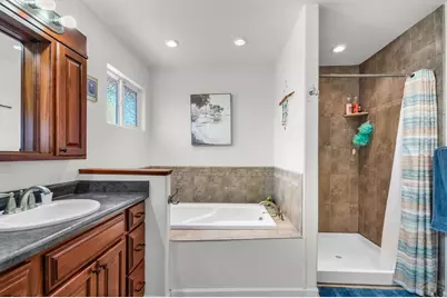 75 Wheatridge Dr, Pueblo, CO 81005 - Photo 17