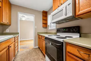323 Arthur St, Pueblo, CO 81004 - Photo 15