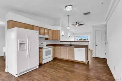 311 E Bond Dr, Pueblo, CO 81007 - Photo 9