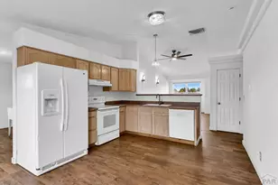 311 E Bond Dr, Pueblo, CO 81007 - Photo 9