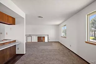 208 Starlite Dr, Pueblo, CO 81005 - Photo 13