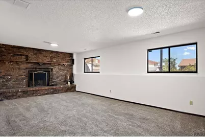 208 Starlite Dr, Pueblo, CO 81005 - Photo 31