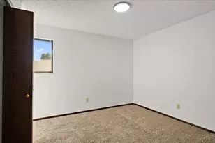 208 Starlite Dr, Pueblo, CO 81005 - Photo 21