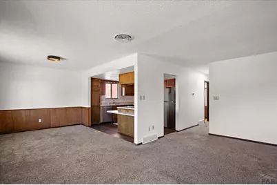 208 Starlite Dr, Pueblo, CO 81005 - Photo 9