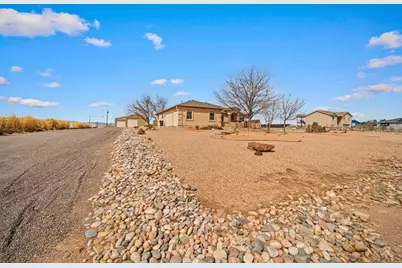 1225 N Parkridge Dr, Pueblo West, CO 81007 - Photo 45