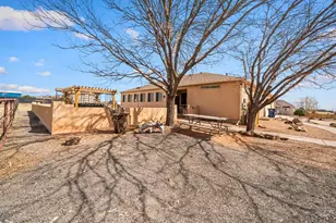 1225 N Parkridge Dr, Pueblo West, CO 81007 - Photo 9