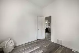 1030 Pine St, Pueblo, CO 81004 - Photo 21