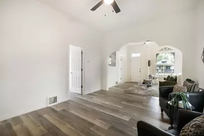 1030 Pine St, Pueblo, CO 81004 - Photo 11