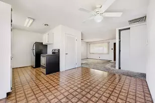 2032 Ridgewood Ln, Pueblo, CO 81005 - Photo 9