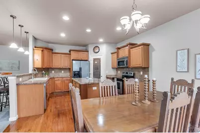 3313 Lions Pride Ln, Pueblo, CO 81005 - Photo 15
