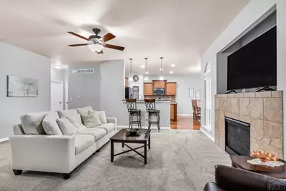 3313 Lions Pride Ln, Pueblo, CO 81005 - Photo 5
